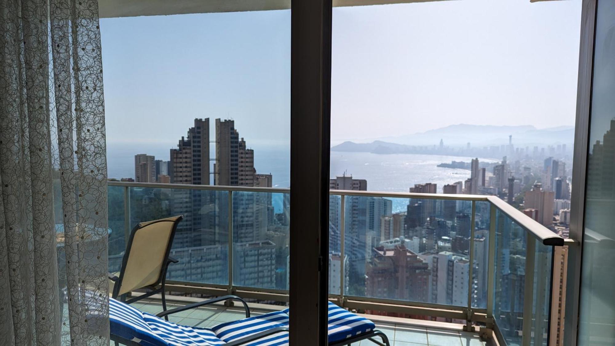 Apartment Torre Lugano Sea View *